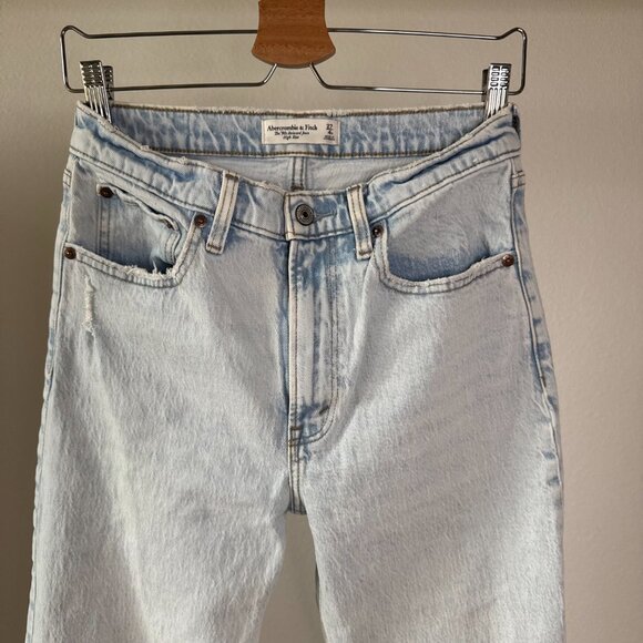 Abercrombie & Fitch 90s Mid Rise Straight Jeans | Light Wash Thick Denim 27 / 4R - Picture 5 of 12